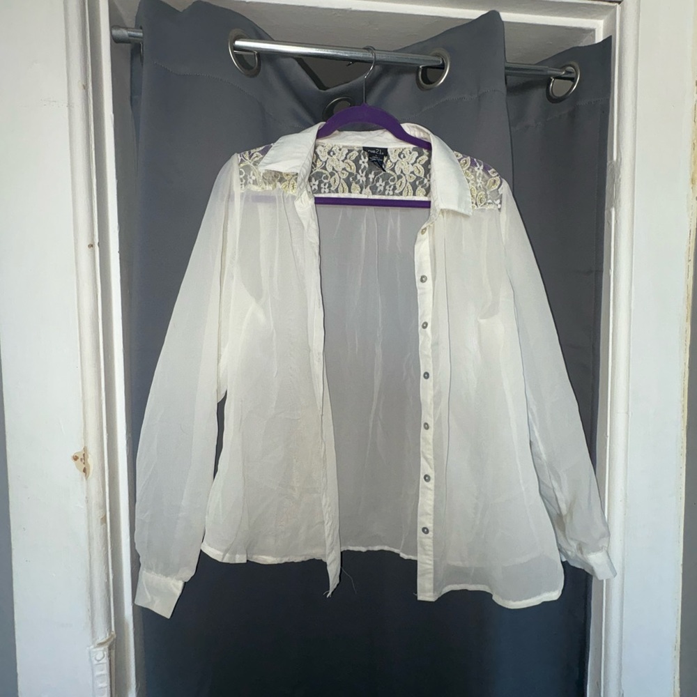 Rue21 Cream and White Lace Blouse
